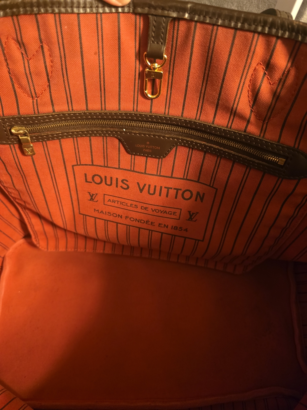 Louis Vuitton Neverfull Tote in Damier Ebene Canvas - Picture 4 of 11